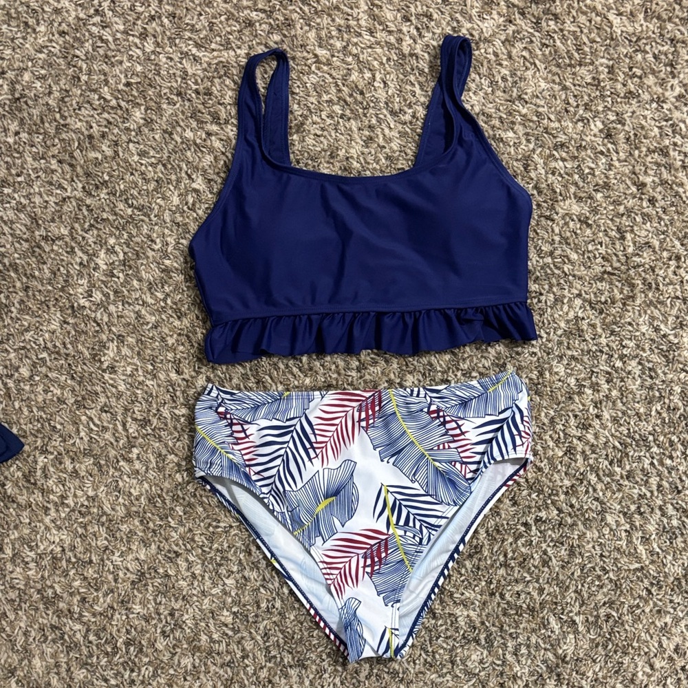 Women’s Navy Blue Ruffle Swim Set